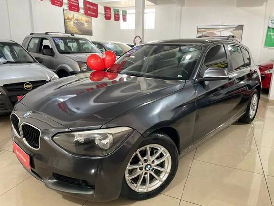 BMW 116i 1.6 16V TURBO GASOLINA 4P AUTOMÁTICO BMW 116i 1.6 16V TURBO GASOLINA 4P AUTOMÁTICO